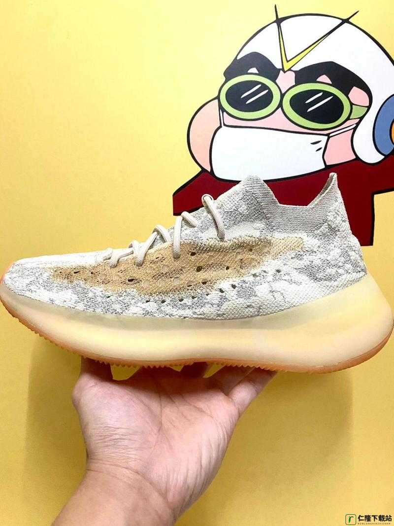 yeezy380 蜜桃粉和白色：设计亮点满满