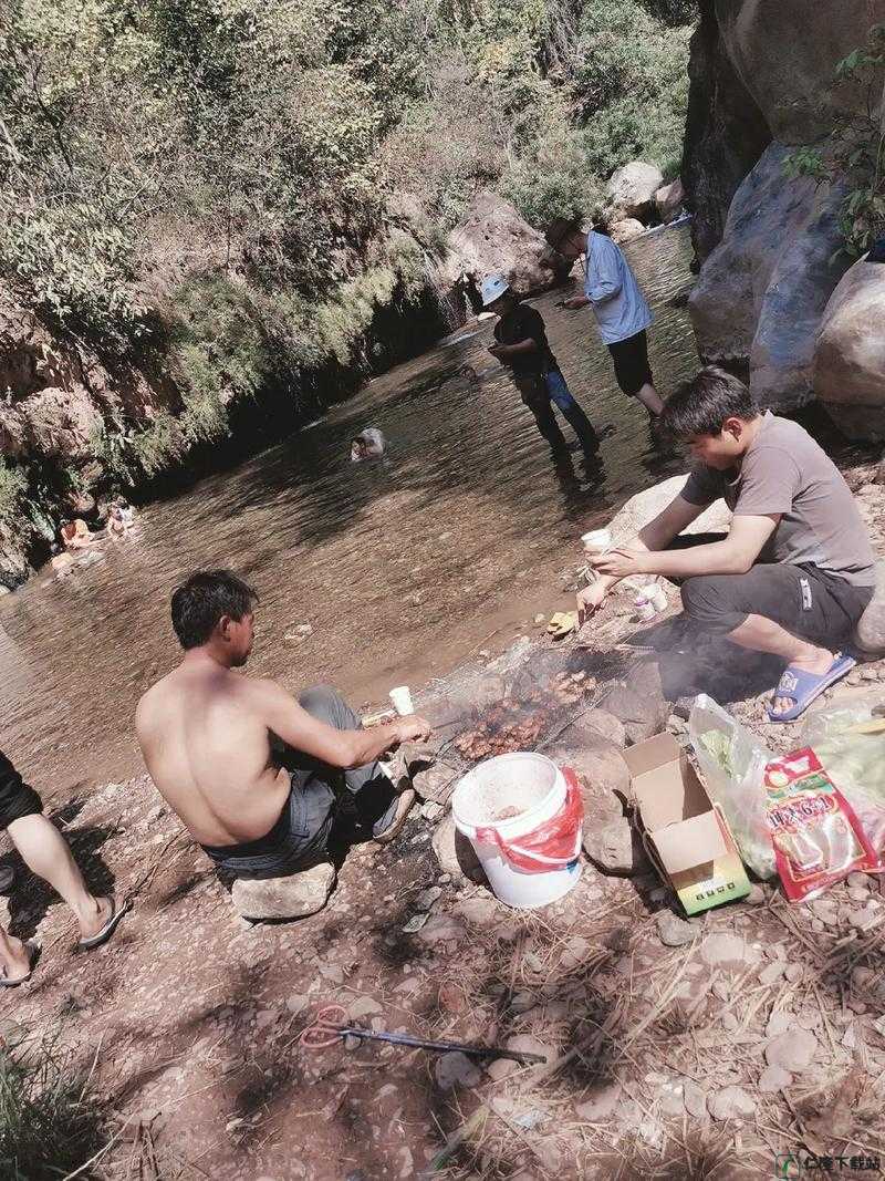 四个人一起去温泉旅行回不去的夜：意外发生