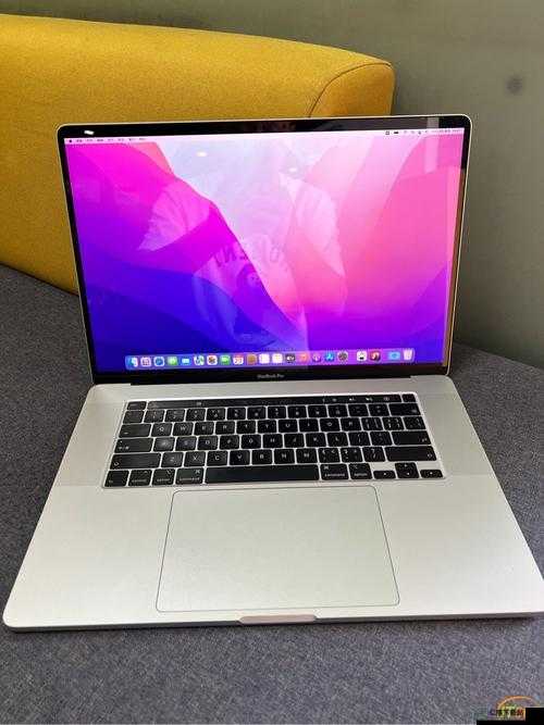 16 岁日本学生 MACBOOKPRO 评测之我见